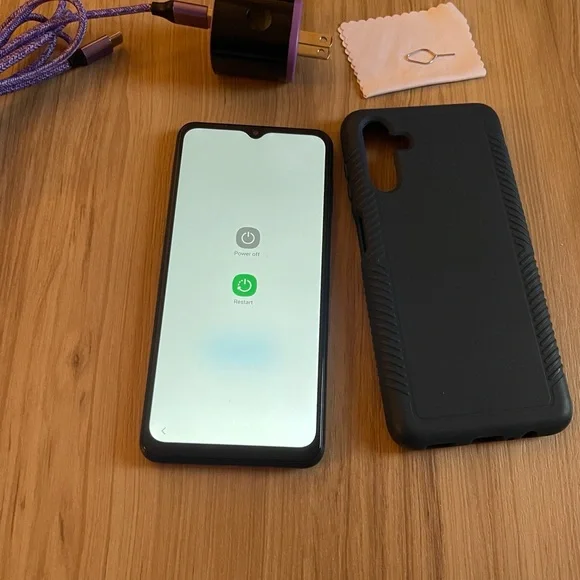 Samsung Galaxy A13 5G (A136U) - 64GB Unlocked Smartphone - Black - Picture 3 of 12